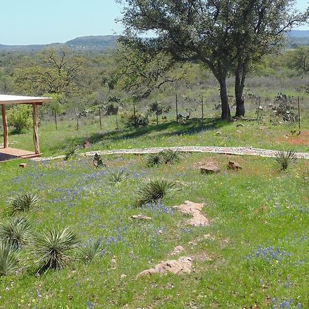 Texas T Bed And Breakfast Llano Exterior foto
